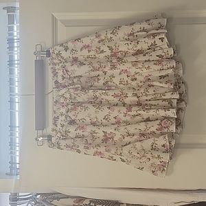 NWT Vici floral ruffle mini skirt